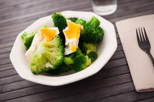 ブロッコリーとゆで卵で何作る？人気サラダから温かいおかず10選