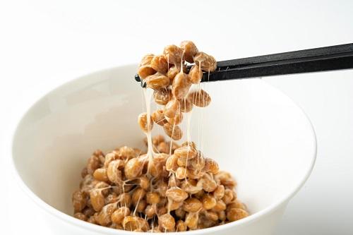 納豆の混ぜる回数と美味しさ！混ぜ方やおすすめの食べ方を紹介